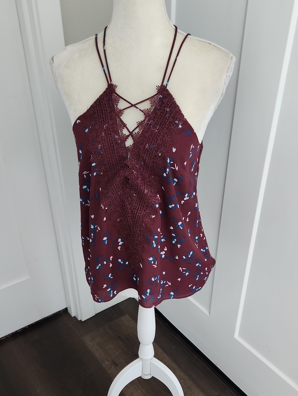 Wayf Burgundy Floral Lace-Trim Strappy Cami